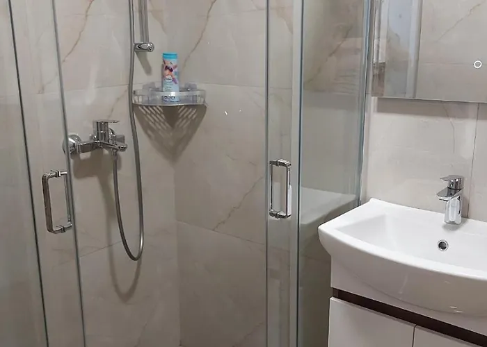 アパート Lubenica ズラティボール